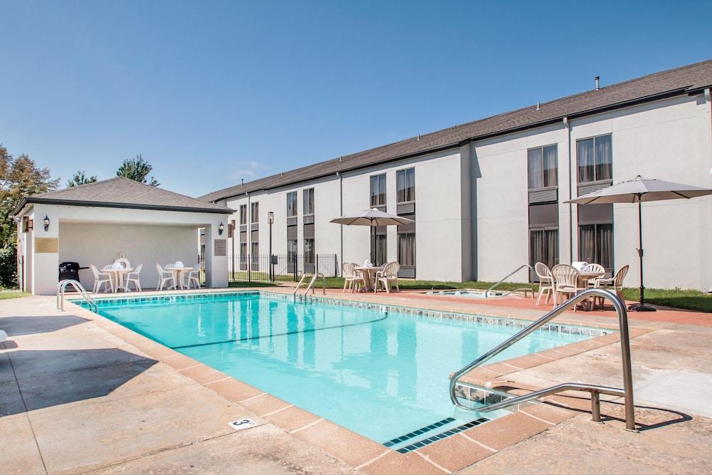 Greenstay Inn & Suites Court View Σπρίνγκφιλντ Εξωτερικό φωτογραφία